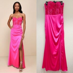 NWOT Lulus Prominent Glamour Hot Pink‎ Embroidered Strapless Maxi Dress